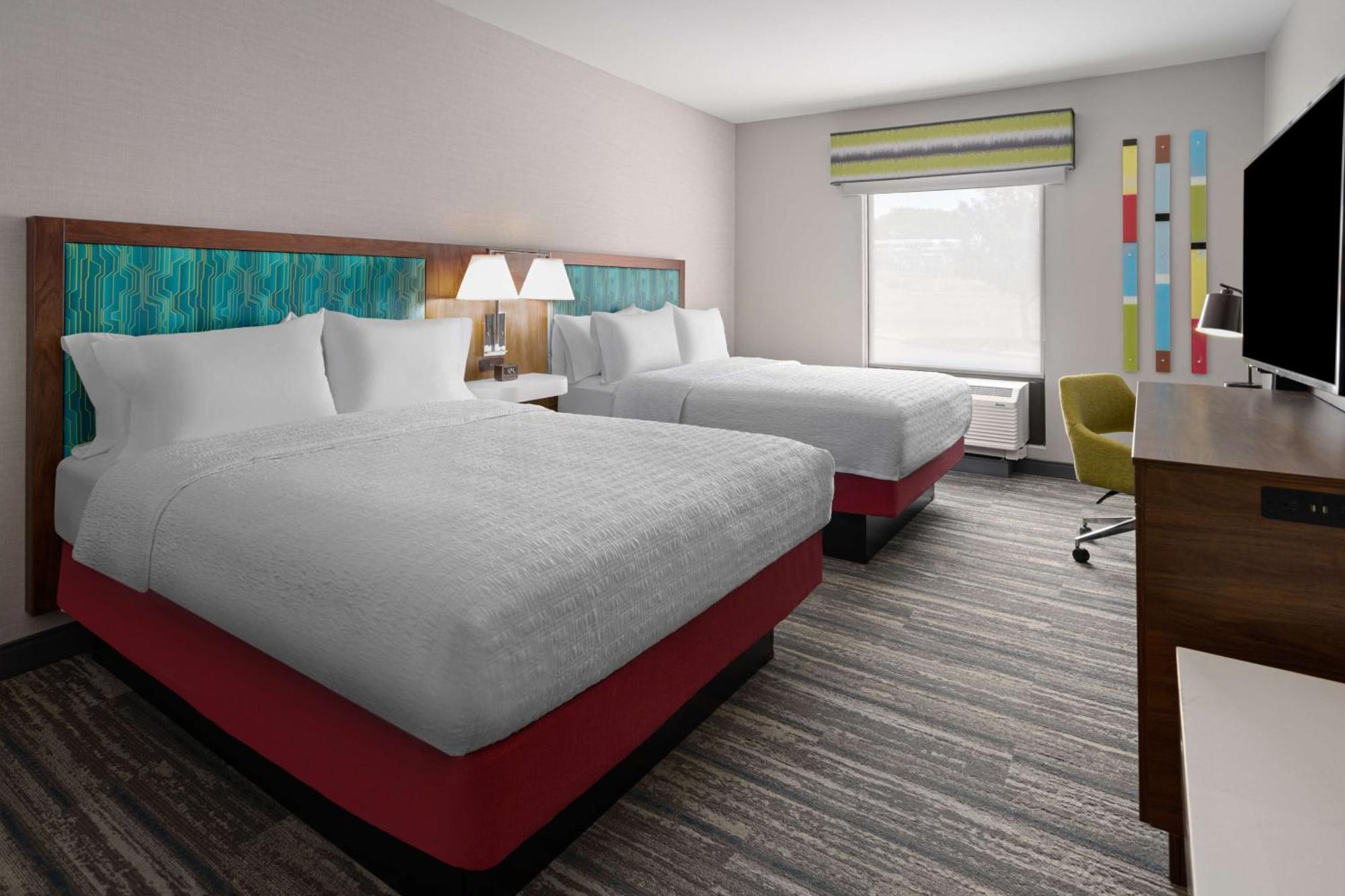 Hampton Inn Cleveland-Airport/Tiedeman Road Brooklyn Exterior photo